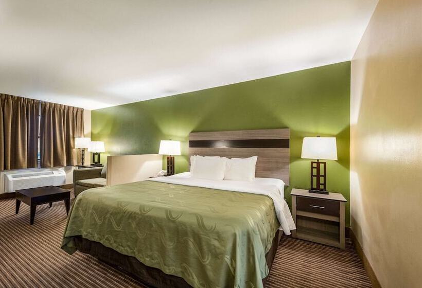 호텔 Quality Inn & Suites Garland   East Dallas
