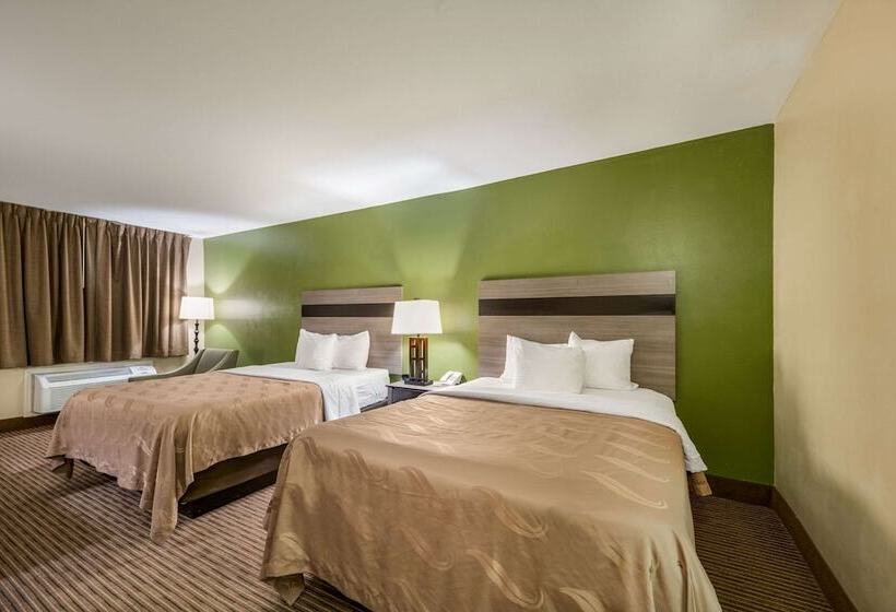 호텔 Quality Inn & Suites Garland   East Dallas