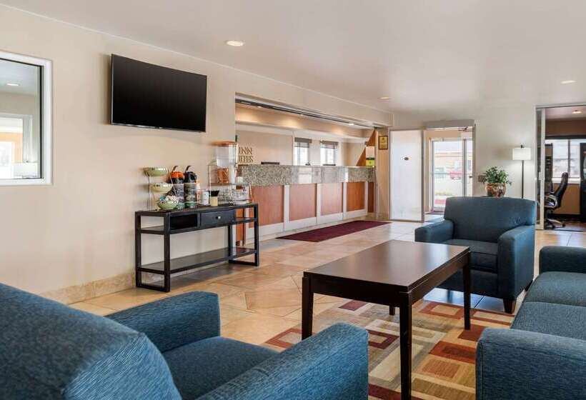 فندق Quality Inn & Suites Limon