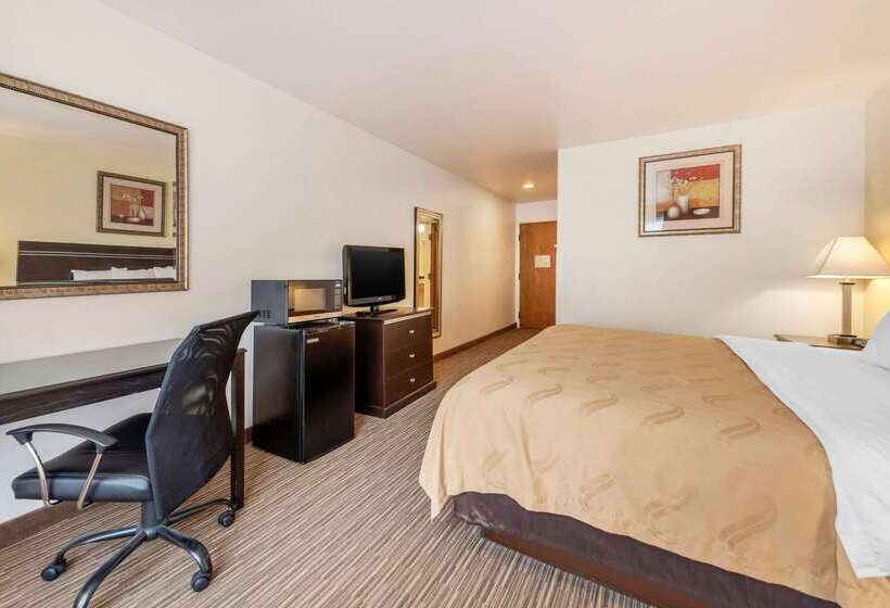 فندق Quality Inn & Suites Limon