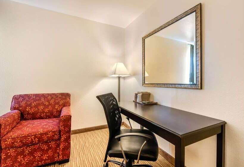 فندق Quality Inn & Suites Limon