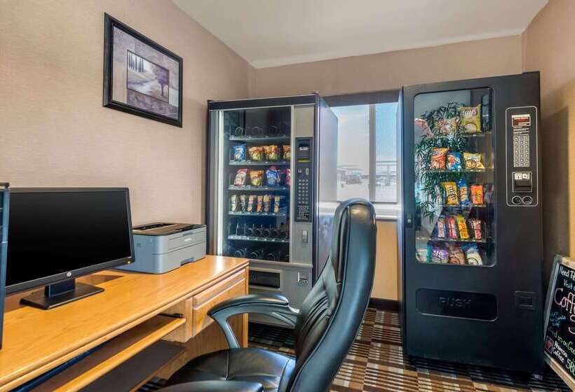 فندق Quality Inn & Suites Limon