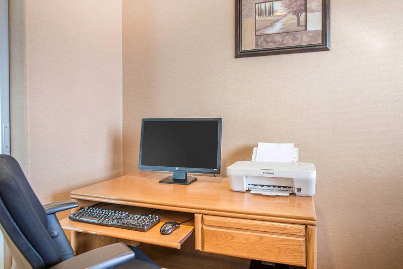 فندق Quality Inn & Suites Limon