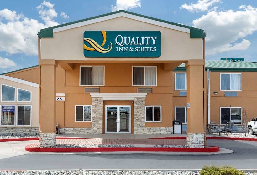 فندق Quality Inn & Suites Limon