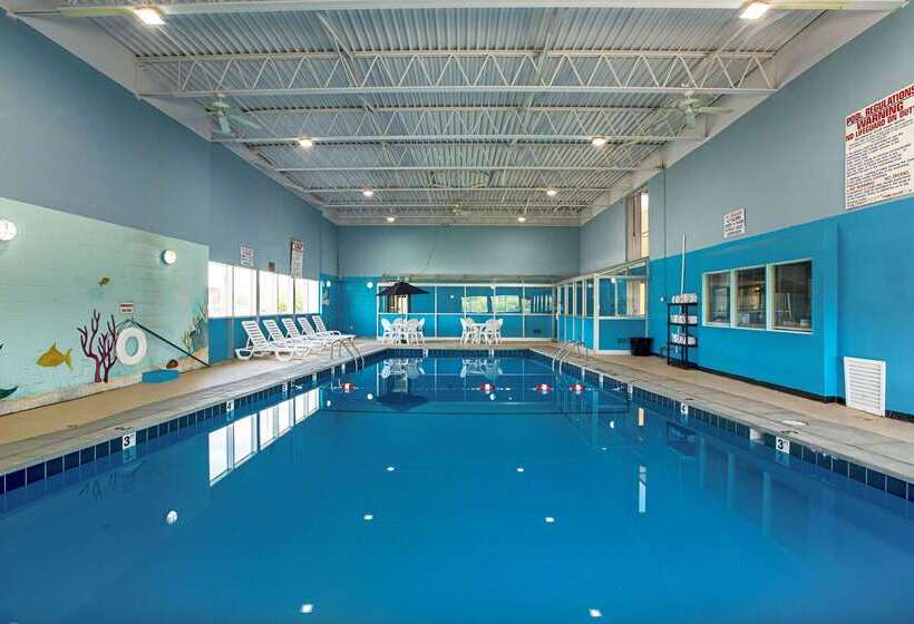 هتل Quality Inn & Suites Near I480 And I29