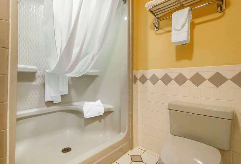 فندق Quality Inn & Suites Owasso Us 169