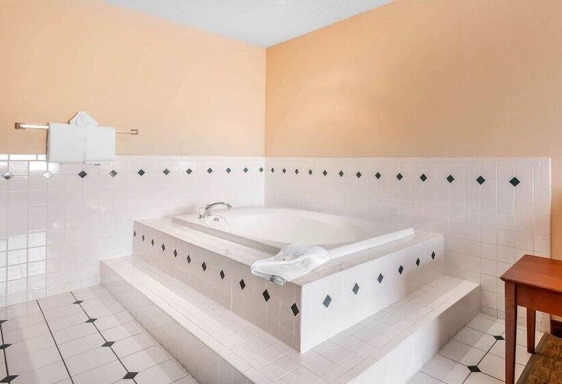 فندق Quality Inn & Suites Owasso Us 169