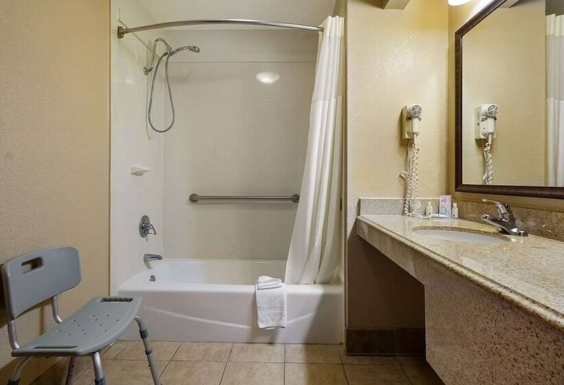 فندق Quality Inn & Suites