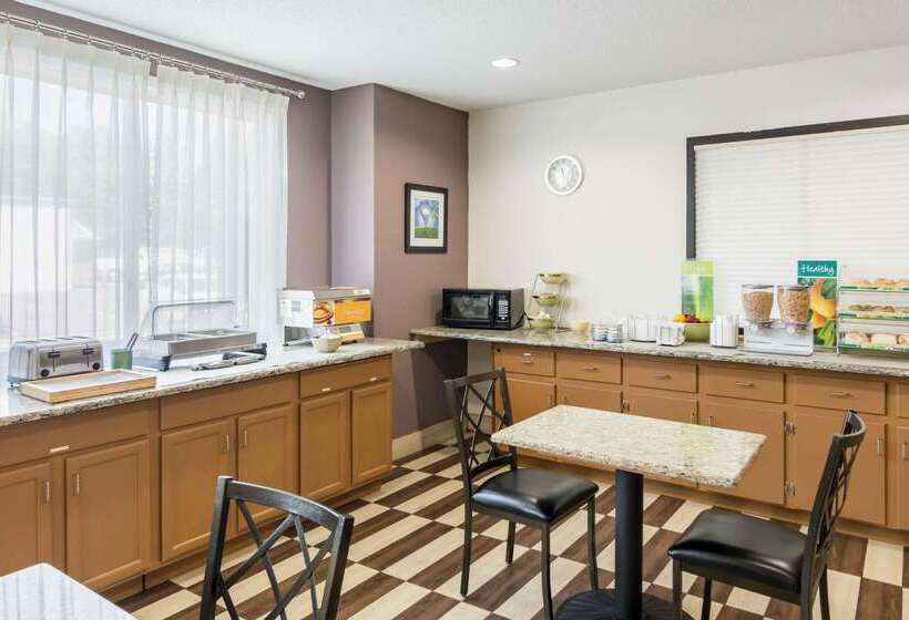 فندق Quality Inn Warsaw Near Rappahannock River