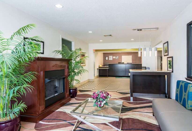 فندق Quality Inn Warsaw Near Rappahannock River