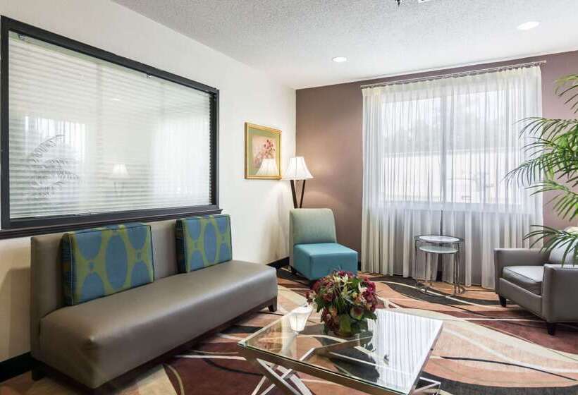 فندق Quality Inn Warsaw Near Rappahannock River