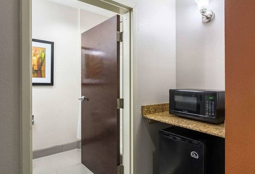 فندق Quality Inn Warsaw Near Rappahannock River