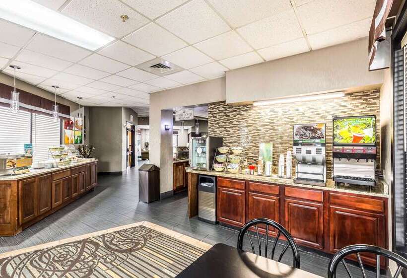 فندق Quality Inn