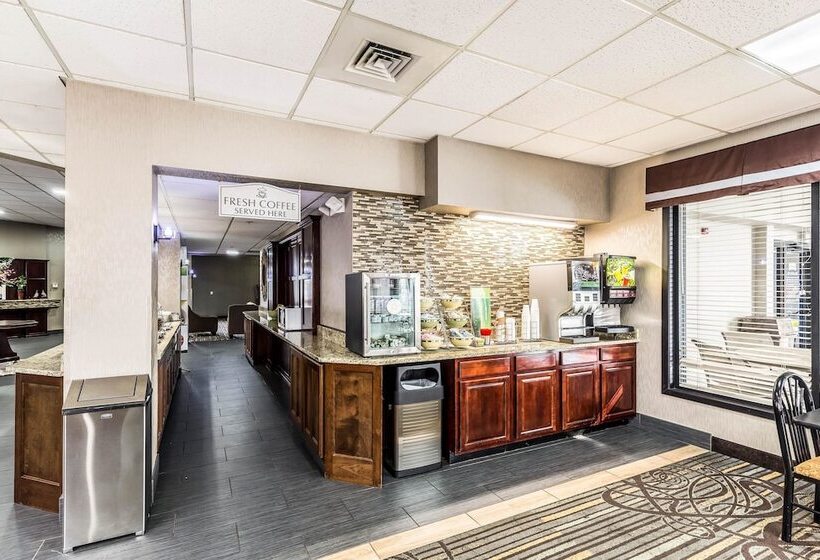 فندق Quality Inn