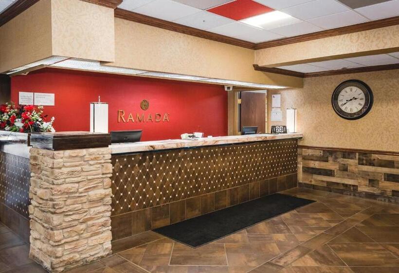 Ramada By Wyndham Plymouth Hotel & Conference Center