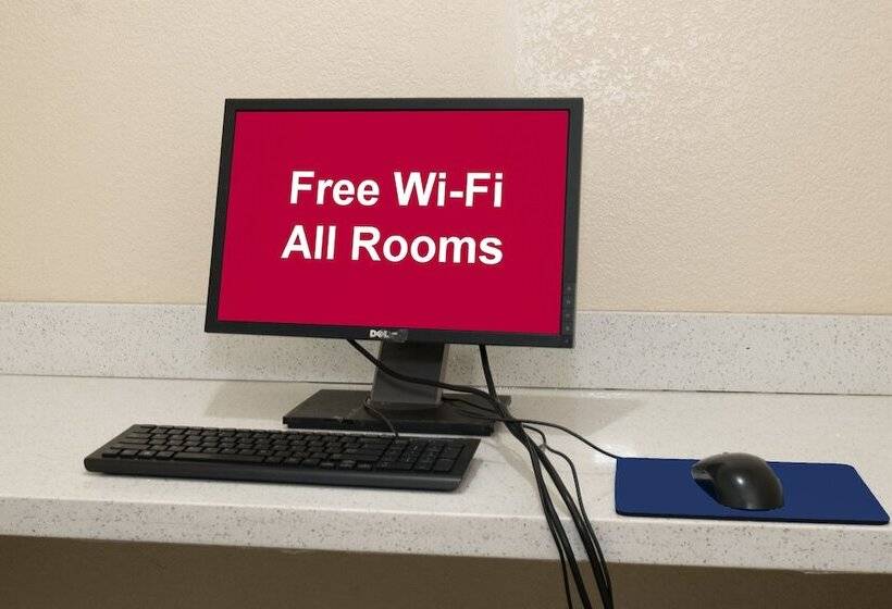 فندق Clarion Pointe