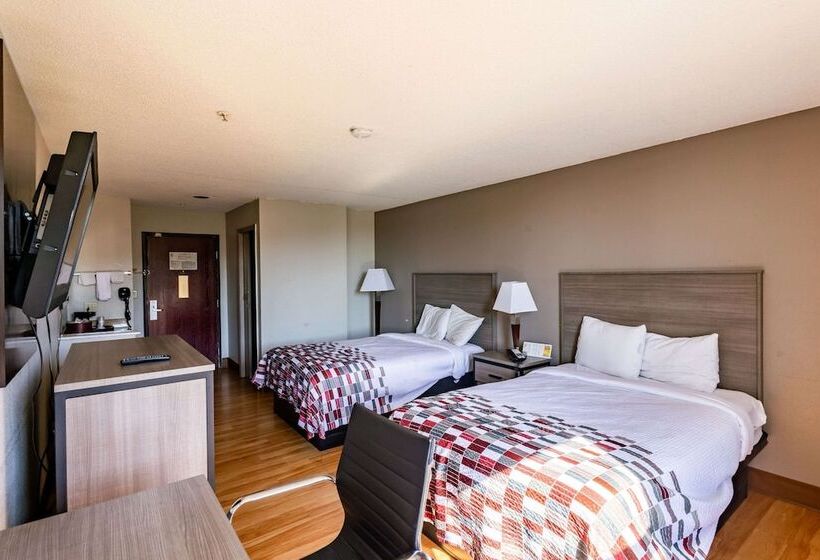 فندق Clarion Pointe