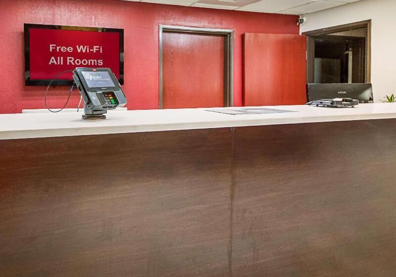 فندق Clarion Pointe