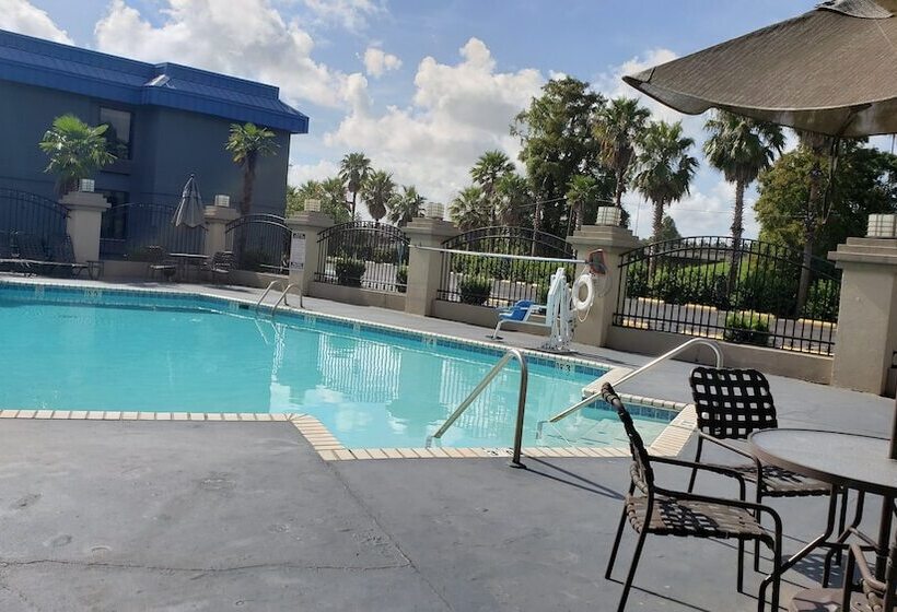 فندق Red Roof Inn Port Allen