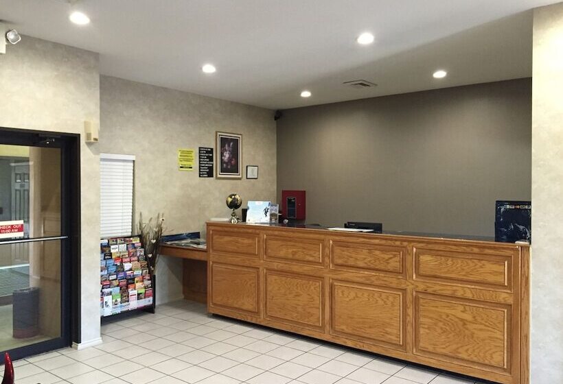 בית מלון כפרי Super 8 By Wyndham Bastrop Tx