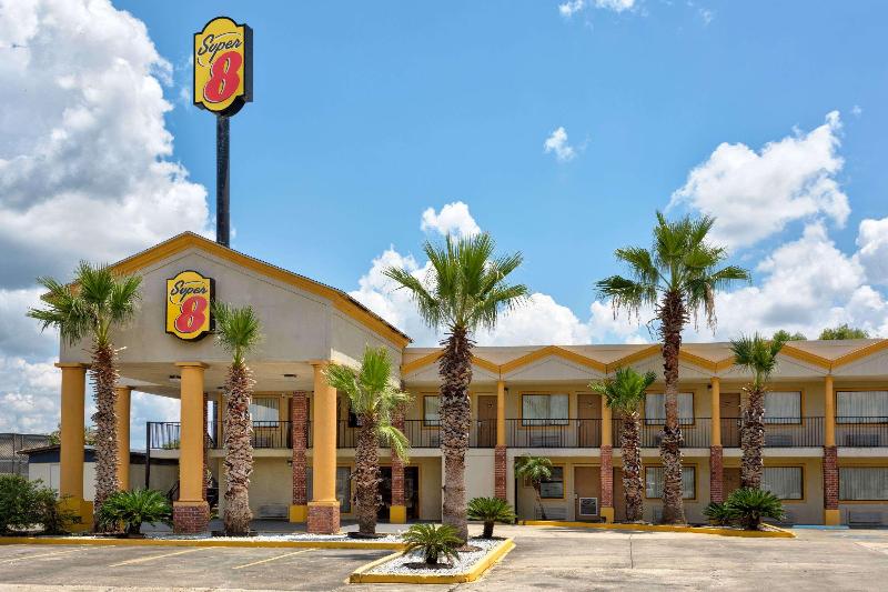 فندق Super 8 By Wyndham Breaux Bridge