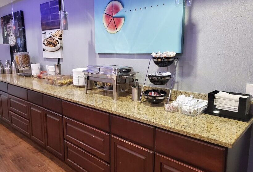 Surestay Plus Hotel By Best Western Plano