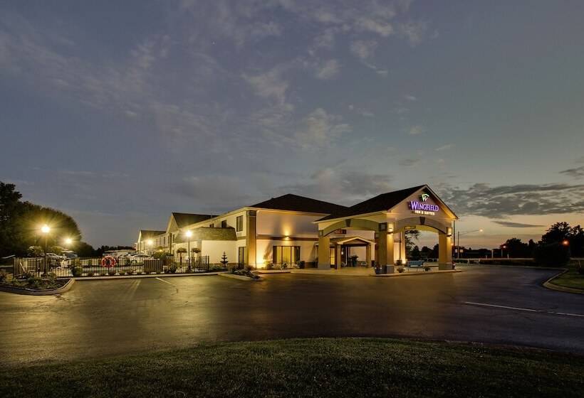 هتل Wingfield Inn & Suites