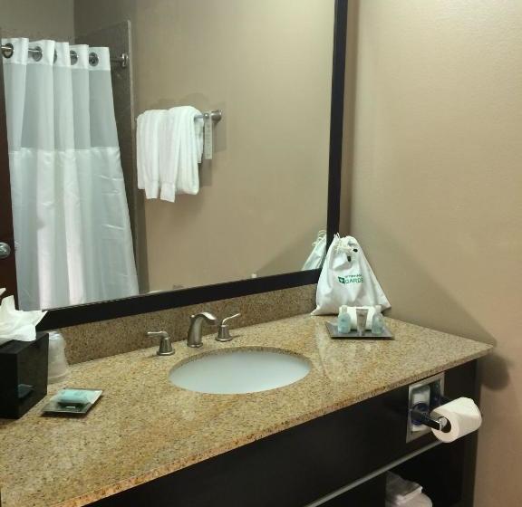 هتل Wyndham Garden Lafayette