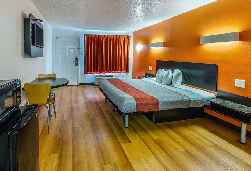 Motel 6 Waxahachie, Tx