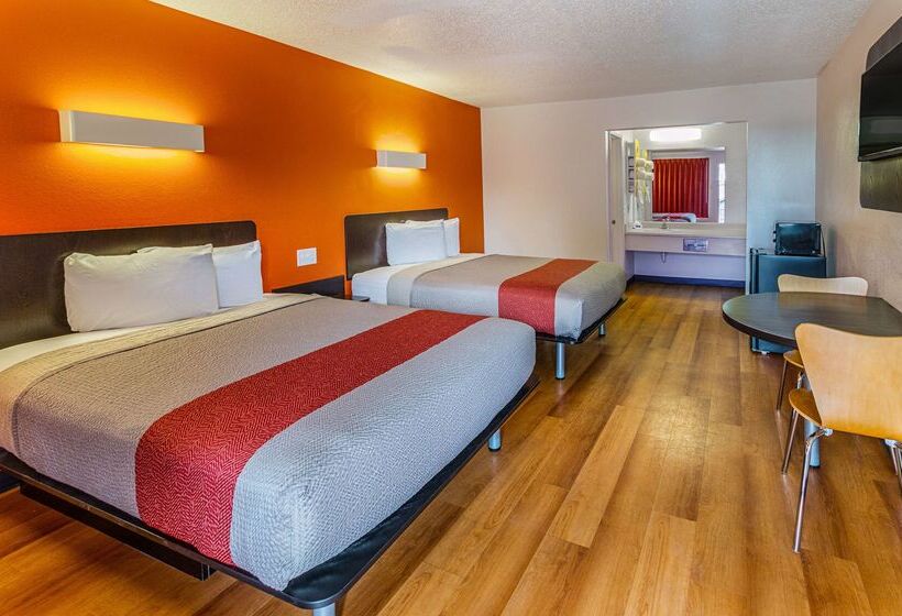 Motel 6 Waxahachie, Tx