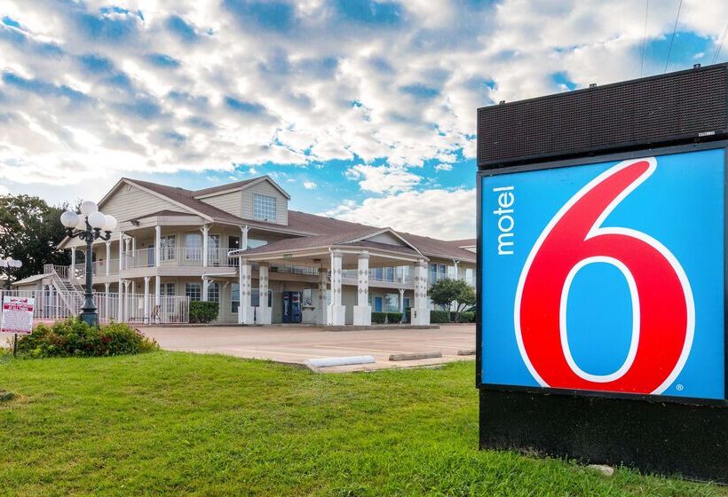 Motel 6 Waxahachie, Tx