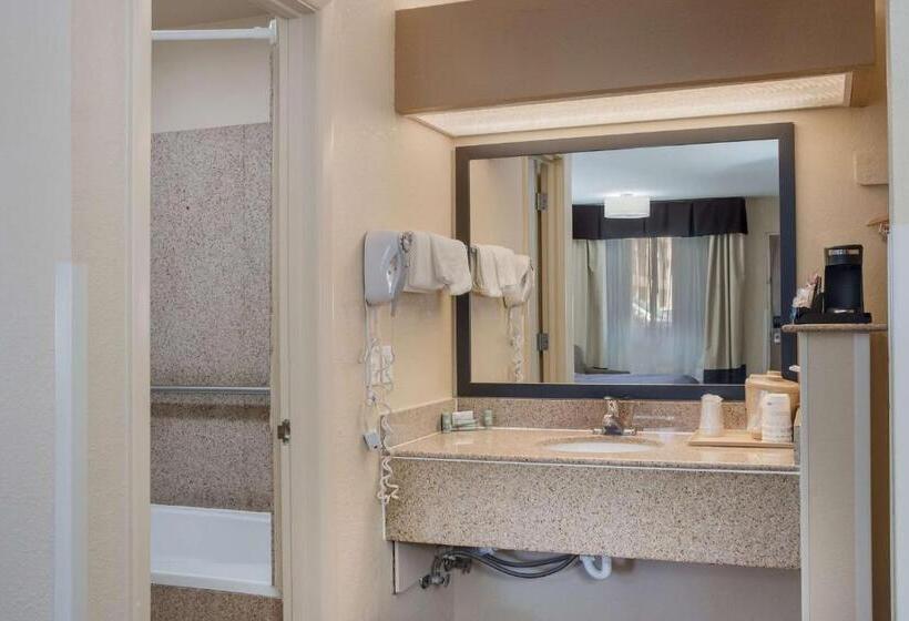 汽车旅馆  Best Western Nursanickel