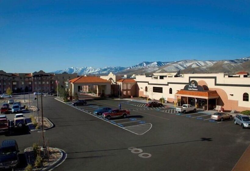 Курорт Gold Dust West