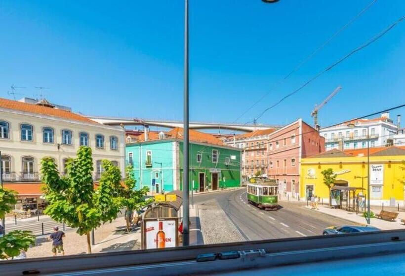 هاستل Swisslisbon Guest House