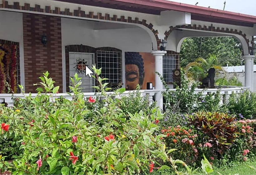 مبيت وإفطار Dharma Casa Holistica