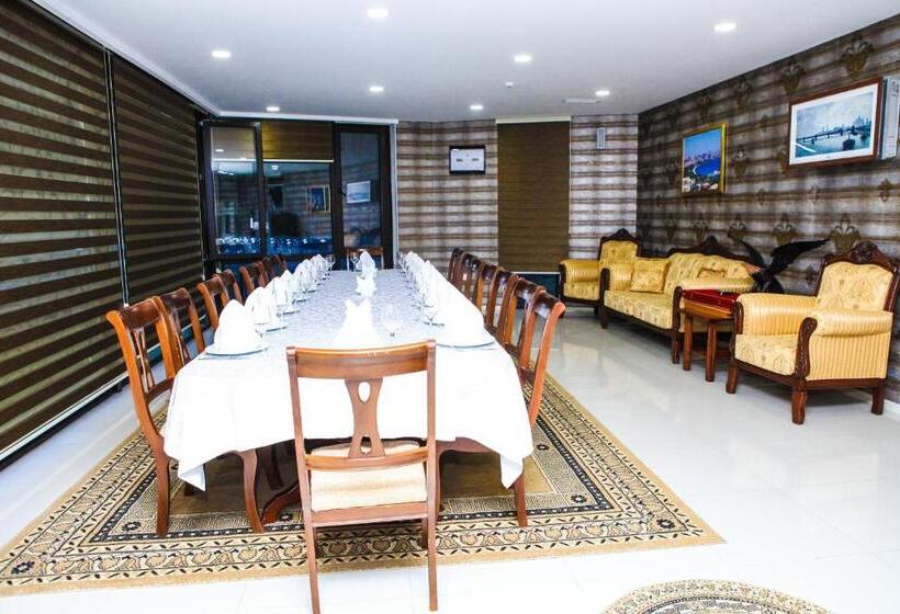 Bergs Otel And Restaurant