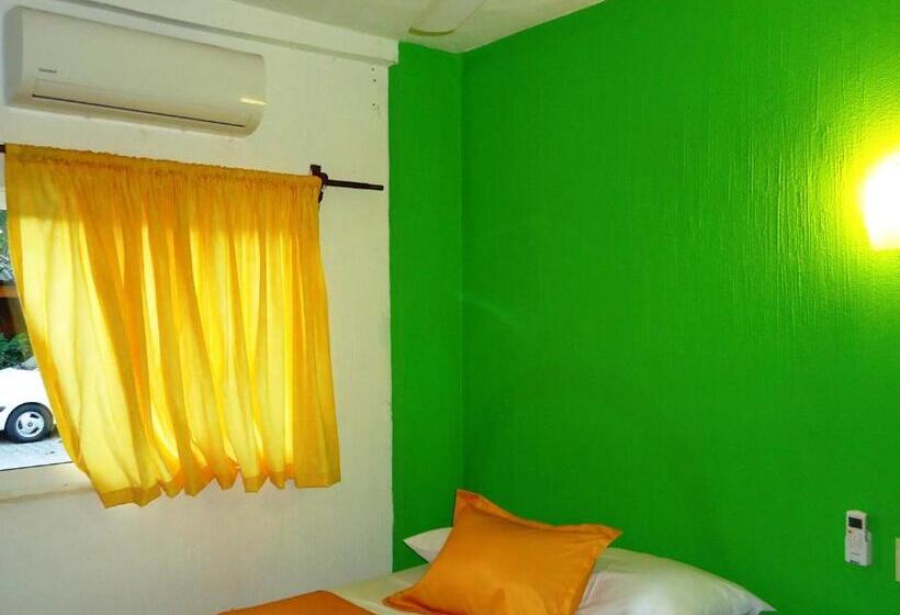 هتل Casa Mexicana Barra De Navidad