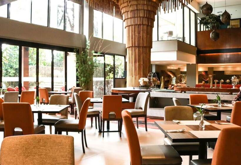 Emersia Hotel & Resort Batusangkar