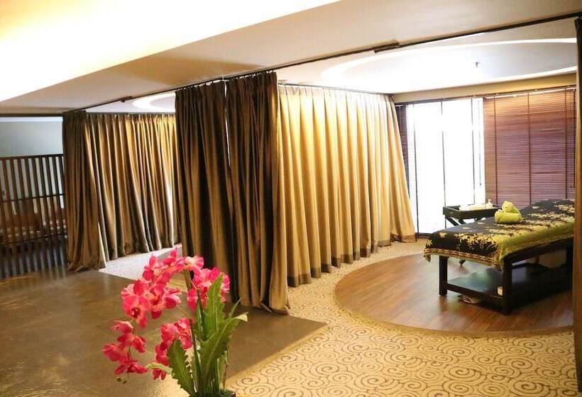 Emersia Hotel & Resort Batusangkar