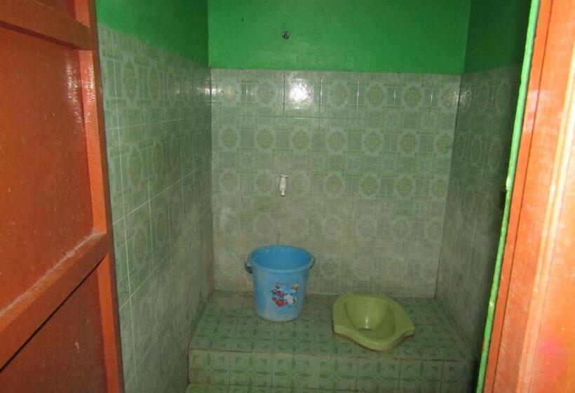 호텔 Losmen Kinasih Puncak & Gazebo Pandang