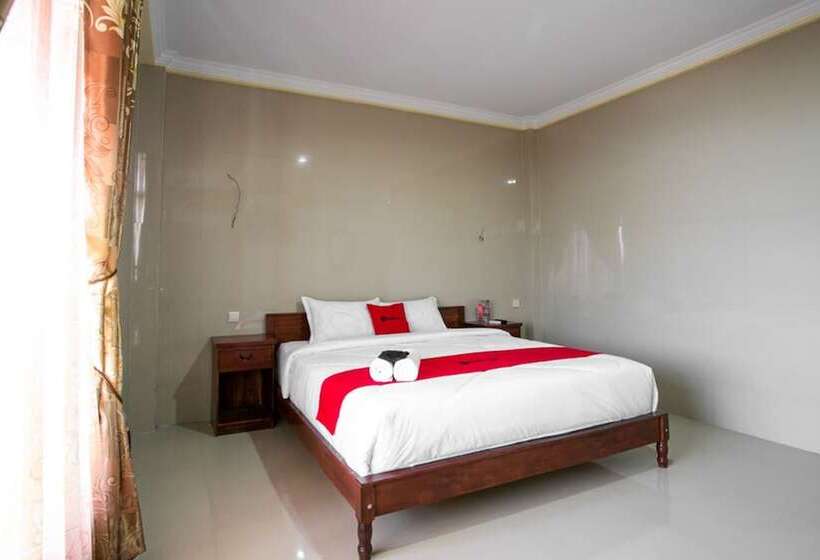 호텔 Reddoorz Near Parangtritis Beach