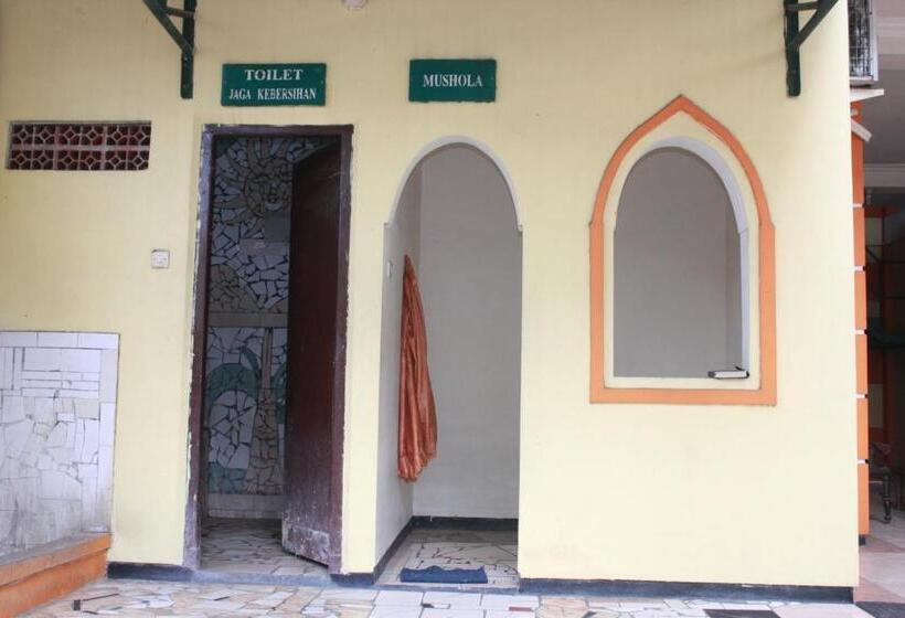 בית מלון כפרי Ronggolawe