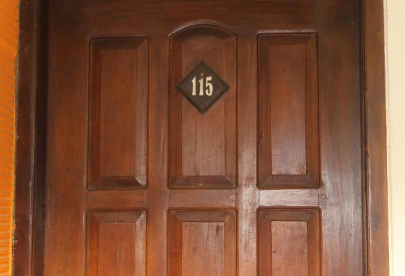 בית מלון כפרי Simpang Tujuh