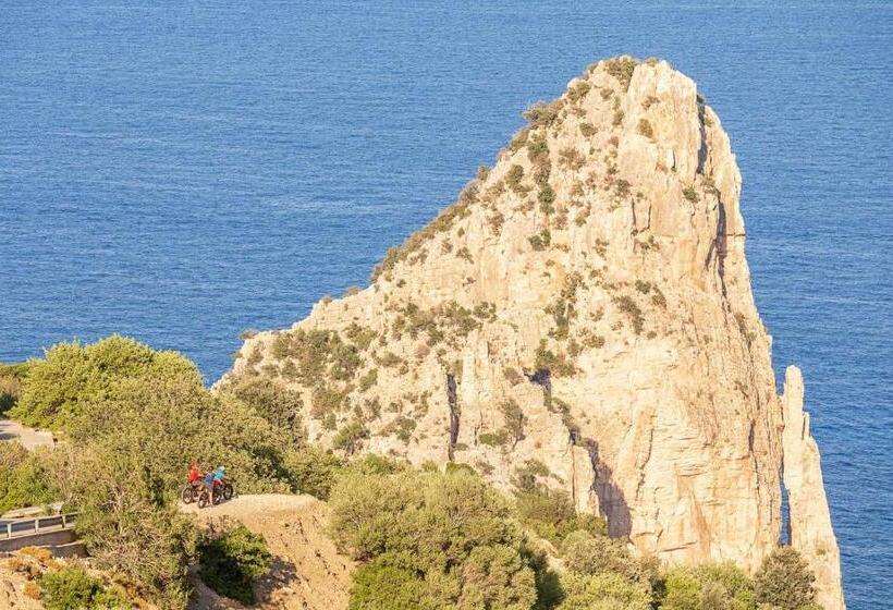 פנסיון Bedbike Baunei