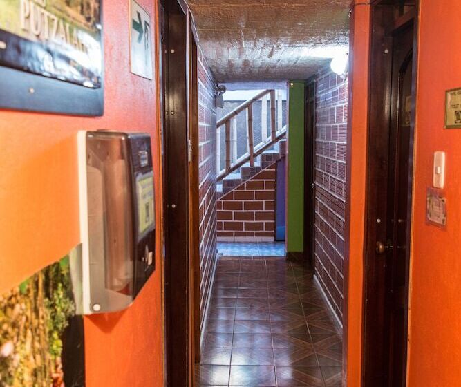 پانسیون Hostal Adventure Climbers