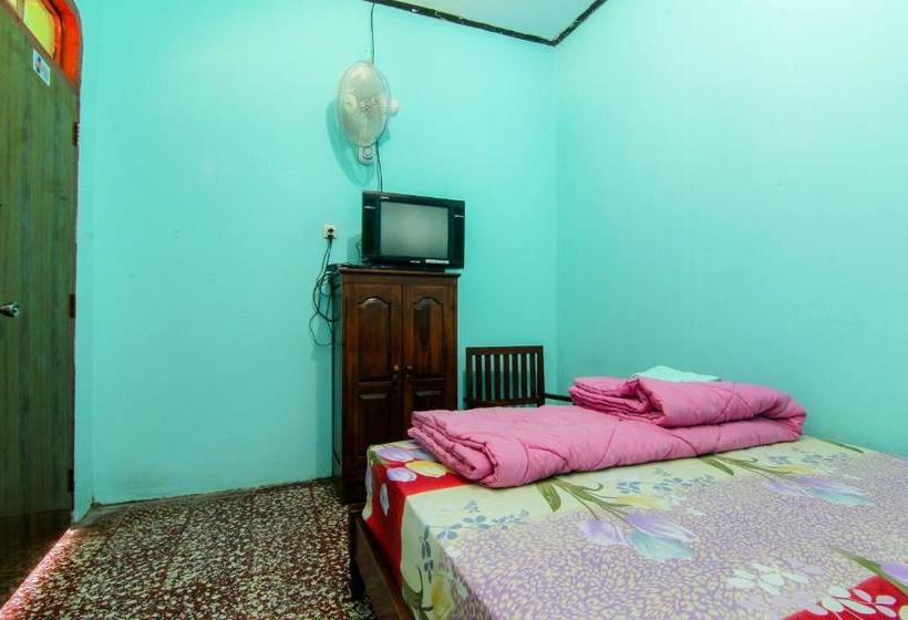 펜션 Losmen Melati