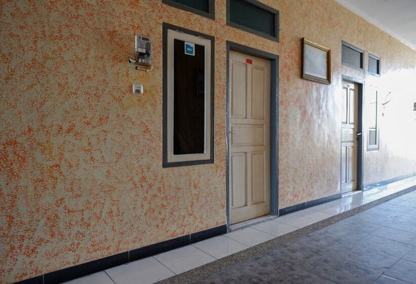 膳宿费 Reddoorz Near Gor Wisanggeni