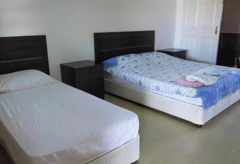 Курорт Elausa Hotel & Restaurant