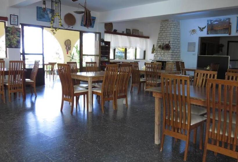 Курорт Elausa Hotel & Restaurant