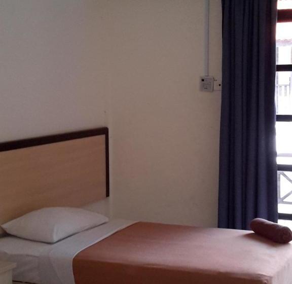 Tanjung Demong Beach Resort